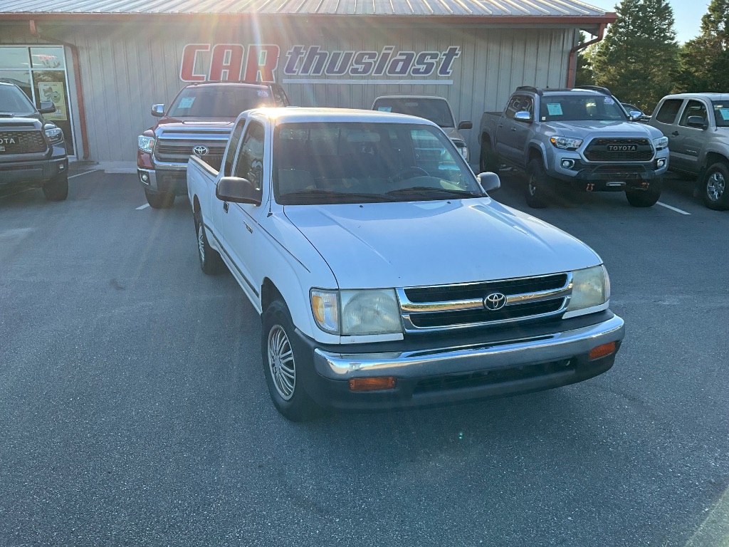 2000 Toyota Tacoma Base