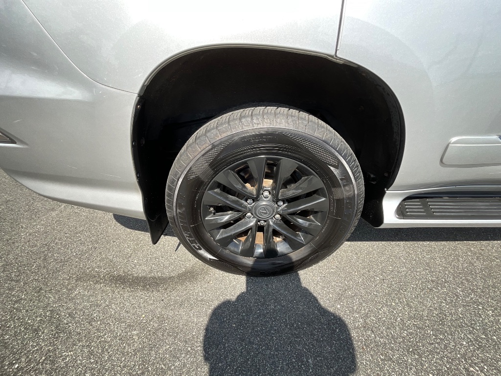 2015 Lexus GX Base - Photo 13