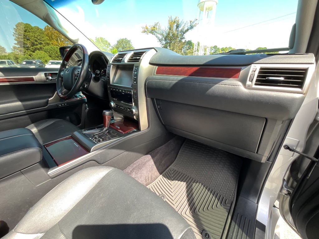 2015 Lexus GX Base - Photo 37