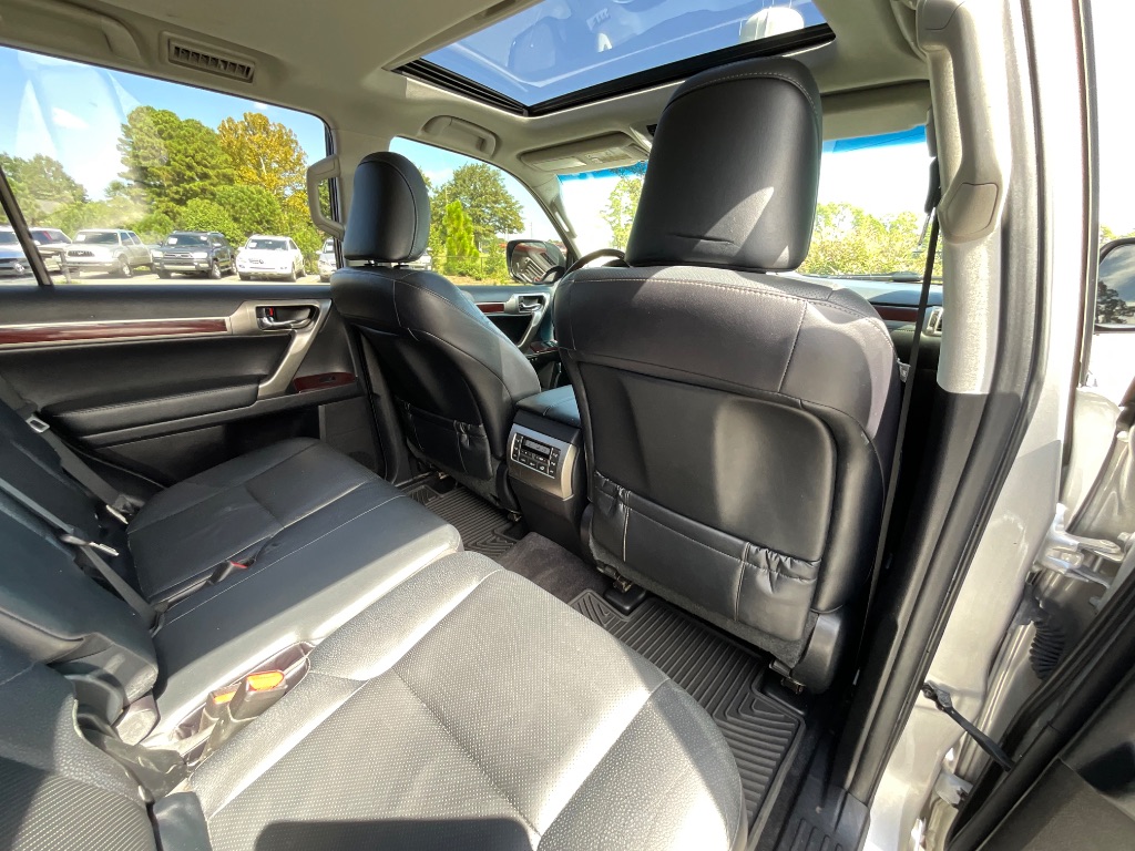 2015 Lexus GX Base - Photo 32
