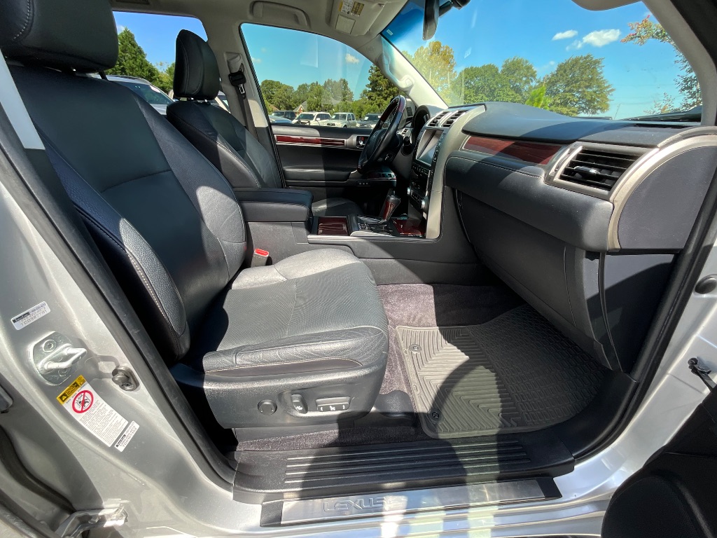 2015 Lexus GX Base - Photo 35
