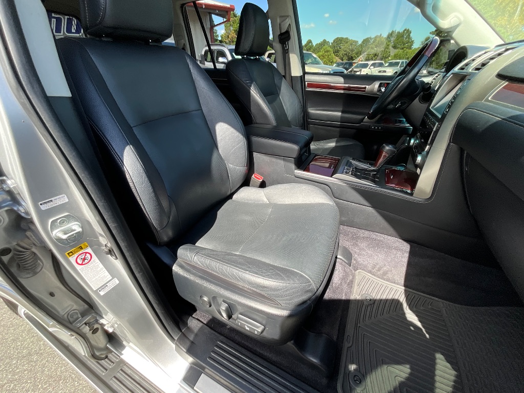 2015 Lexus GX Base - Photo 36