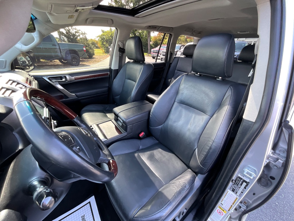 2015 Lexus GX Base - Photo 17